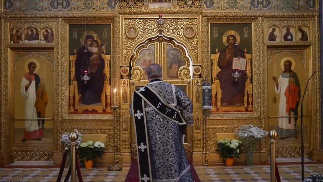 22.04.2022 Великий Пяток. Вечерня с выносом Плащаницы смотреть онлайн