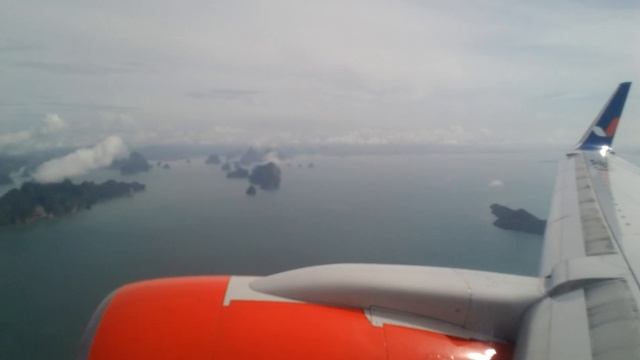 Посадка самолета,, Azur Air,, в Phuket International Airport смотреть онлайн