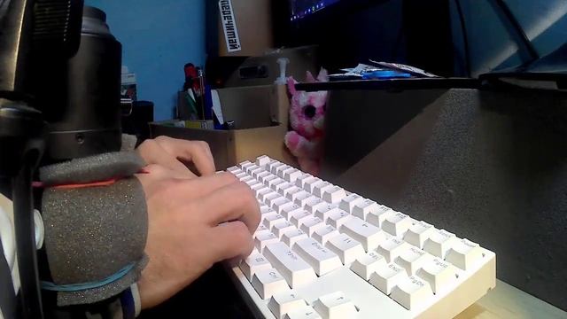 Red Square Keyrox TKL Classic red switch TYPING ПЕЧАТЬ смотреть онлайн