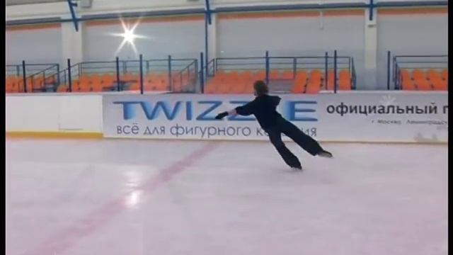 Элементы фигурного катания. Дуга вперёд наружу смотреть онлайн