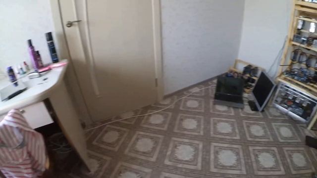 Занёс фермы в квартиру с балкона | Майнинг в квартире смотреть онлайн