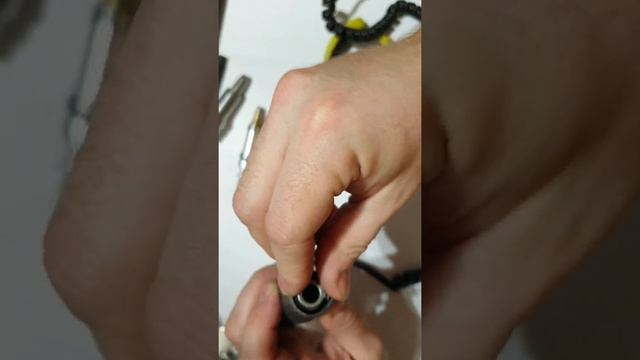 Греется, вибрирует, шумит маникюрный аппарат. Замена подшипников в ручке Marathon. Ремонт ручки смотреть онлайн