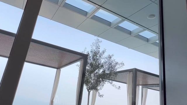 VLOG: 360 SKY POOL IN DUBAI (AURA SKY POOL), TAMOKA DUBAI, THE POINTE GUIDE смотреть онлайн