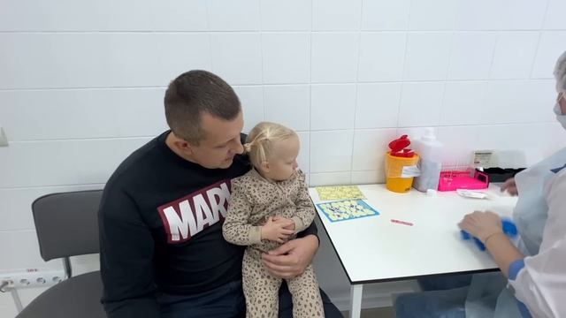 ЕДЕМ В БОЛЬНИЦУ. У НИКИ 41 ТЕМПЕРАТУРА. НИКА ЛАЙФ смотреть онлайн