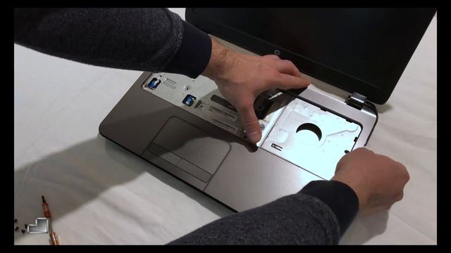 HP 250 G3 Disassembly video 4K, upgrade RAM & SSD смотреть онлайн