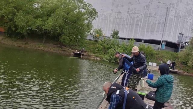 20.05.23 КРХ Белая Дача ,ВИП - акватория ,такого ещё не было!Раздача на Белой Даче!Нереальный клёв! смотреть онлайн