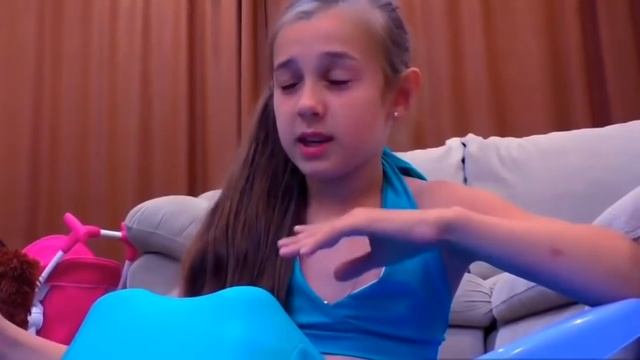 ПЕРЕВОПЛОЩЕНИЕ В РУСАЛКУ СТРАННО И НЕОЖИДАННО смотреть онлайн