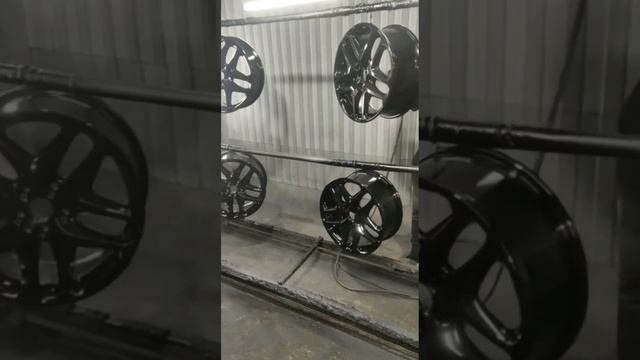 «Чёрный СУПЕР глянец» порошковая полимерная покраска реставрация восстановление дисков +38050320326 смотреть онлайн