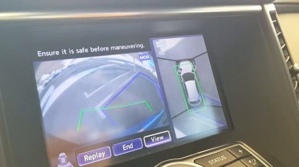 Infinity QX70 parking system