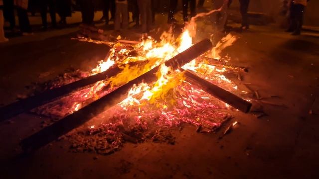 ЗАГАДАЙТЕ ЖЕЛАНИЕ, - Откройте Дороги, Снять порчу, вернуть удачу - Просите это у огня смотреть онлайн