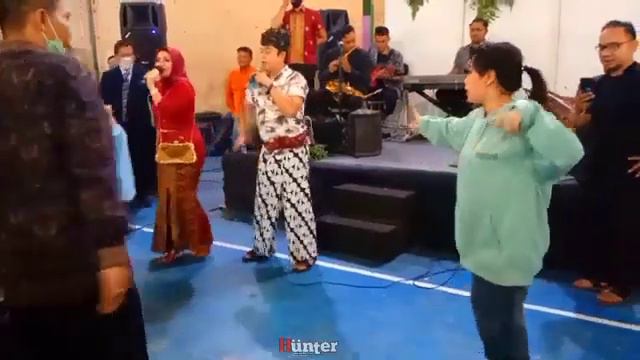 ERNI AB, DNGN LAGU HITS NY ❗ MABUK JANDA ❗ смотреть онлайн