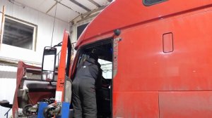 С наступающим! не работает горный тормоз #Volvo #vnl