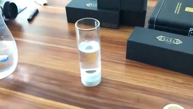 Intelligent Healthy Hydrogen Generator Water Bottle Ionizer Negative Ion Glass Cup 600ML Alkaline смотреть онлайн