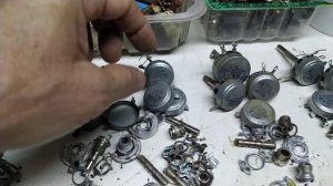 Резисторы СП-1 различных годов, рассмотрим содержание посеребрение,и цветных металлов