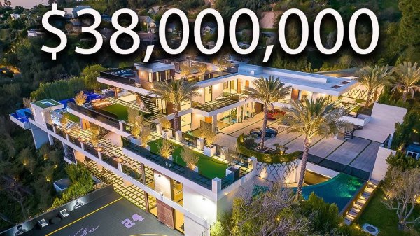 Touring a Tropical Oasis Mansion With Futuristic Elements!