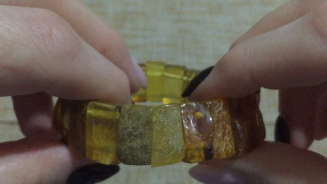 Браслеты из янтаря в наличии. смотреть онлайн