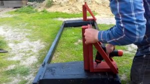 Самая простая  пилорама из  бензопилы.Как пилить доски бензопилой.