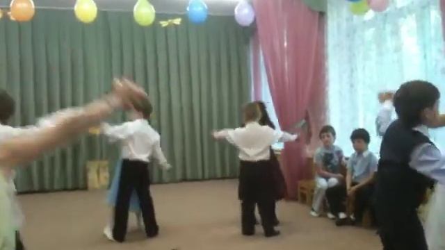 Детский сад 1887. Вальс смотреть онлайн