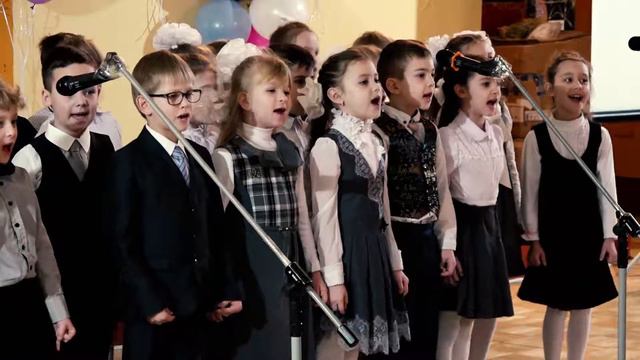 День рождения школы №8, 30.01.2018 г., выступление 1"А" класса смотреть онлайн