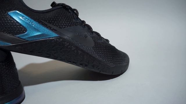 Nike Metcon 4 Premium "Black/Dark Obsidian" смотреть онлайн