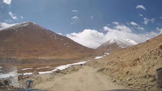 Driving My 1998 Toyota Prado KZJ90 SWB on India's Most Dangerous Roads - Leh to Diskit EP IV смотреть онлайн
