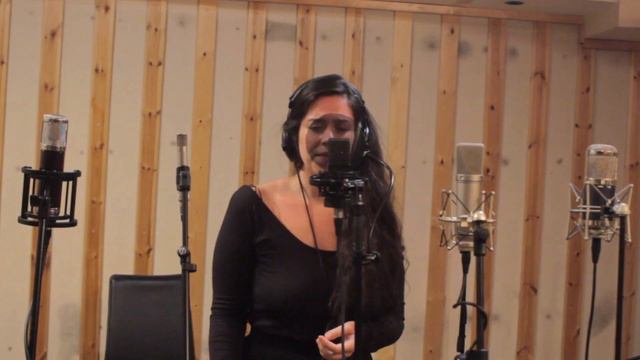 The Mic Shootout - Female Voice - Revelation, U87, 414tl2, Km56, V13 смотреть онлайн
