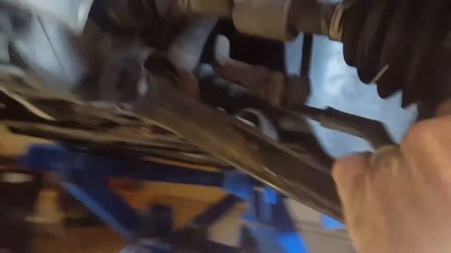 2005 Volvo S40 2.4 L  Front Lower Control Arms