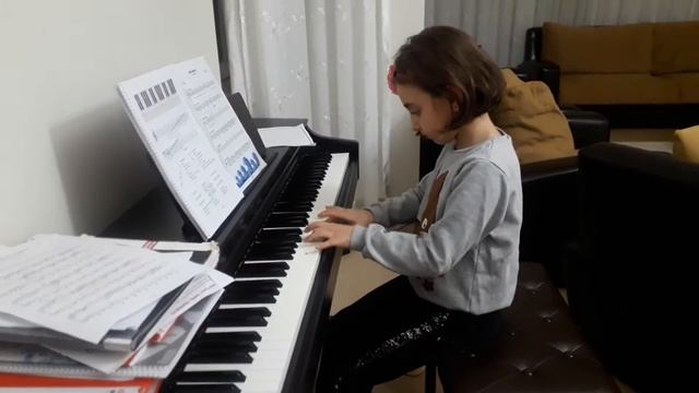 Malvina'nın Valsı. Müzikal Gökküşağı.Mira Şentürk