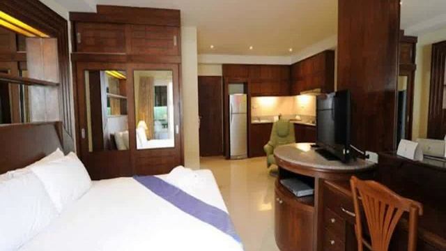 Таиланд, Чонбури, Паттайя - Whitehouse Condotel 3 Star смотреть онлайн