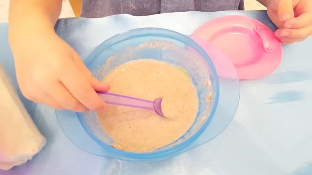 ?КАК СДЕЛАТЬ ГРЕЧНЕВУЮ КАШУ ДЛЯ КУКЛЫ ИГРАЕМ В ДОЧКИ МАТЕРИ смотреть онлайн