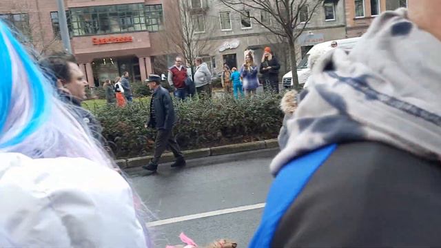 Атмосфера на празднике Фашинг #карнавал #фашинг #германия #germany #bavaria #бавария #aschaffenburg смотреть онлайн