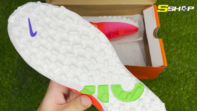 UNBOXING NIKE MERCURIAL VAPOR 14 PRO TF 'SPECTRUM'? | GANADOR PDS MANUTD - LIV ? смотреть онлайн