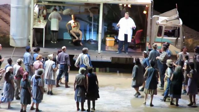 AMBROGIO MAESTRI L'ELISIR D'AMORE 18 NOVEMBRE ACTE 1( 4) смотреть онлайн