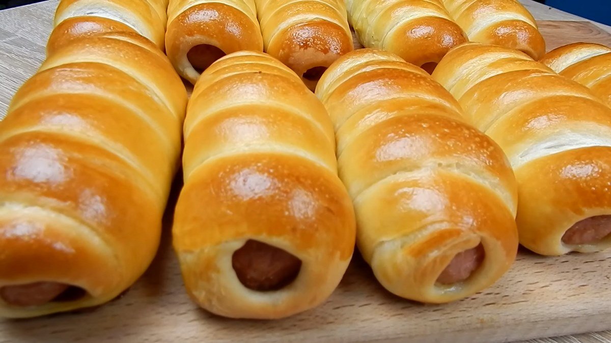 ПОНЧИКИ И СОСИСКИ В ТЕСТЕ