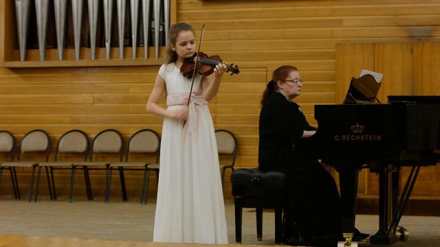 Д.Кабалевский, Концерт для скрипки с оркестром, II-III ч., исп. Медведко Виолетта, 10 y.o. смотреть онлайн