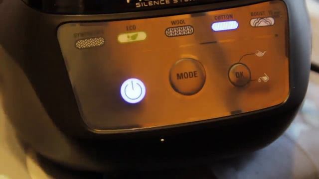 Rowenta Silence Steam PRO Ferro da Stiro con Caldaia Silenziosa, molto buono смотреть онлайн