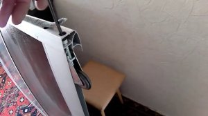 Регулировка дверей шкафа-купе. Можно дверь не снимать. Второй вариант.