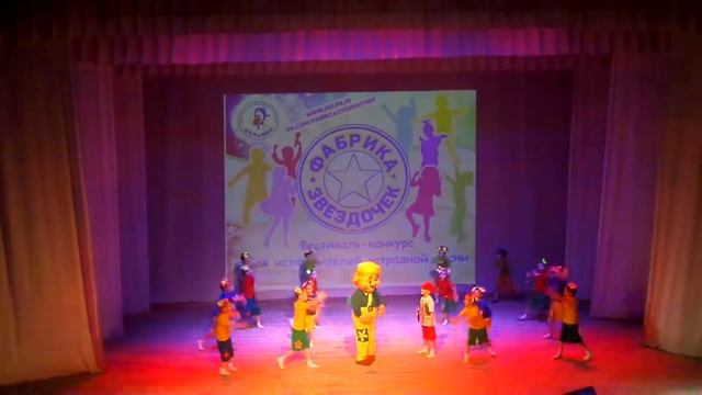 Карлсон. Детская студия "Дельфин" смотреть онлайн