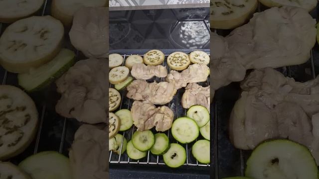 Гриль в духовке Samsung nq50h5537kb. Мясо с овищами на гриле. Вкусное и быстрое блюдо на обед и ужи смотреть онлайн