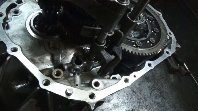 Ниссан Максима . Сборка коробки передач. смотреть онлайн