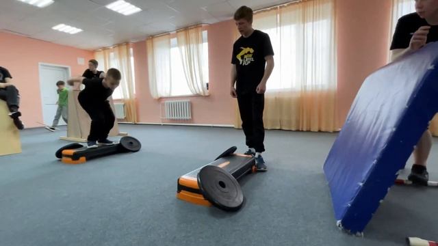 ВНУТРИШКОЛЬНЫЙ ЭТАП СОРЕВНОВАНИЙ ОТ ЛИГИ ПАРКУРА смотреть онлайн