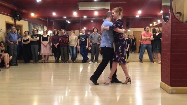 Танец именинницы - Марина Аверьянова, elcentro, 08.04.2018 смотреть онлайн