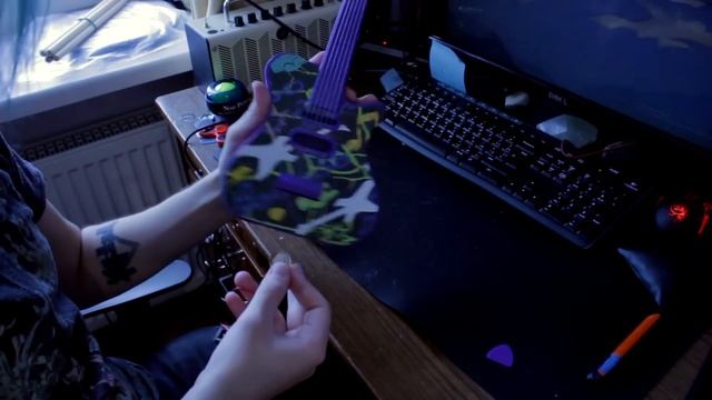 Гитара из фикспрайса за СОТКУ | Fix Price инструменты смотреть онлайн