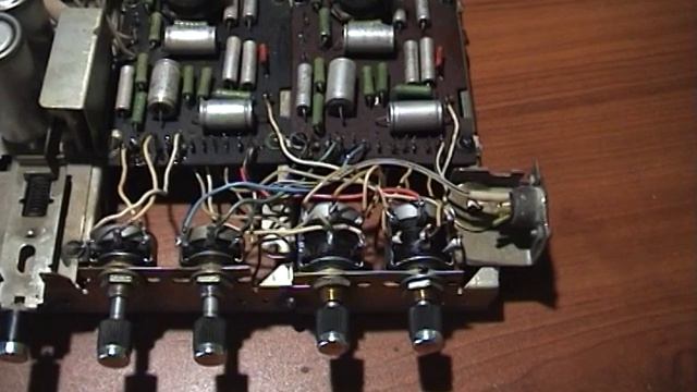Ламповый стереоусилитель из радиол УРАЛ 110 или 111 смотреть онлайн