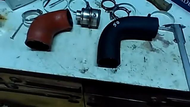 Passat b6 замена патрубка турбины...2.0 BMP. смотреть онлайн