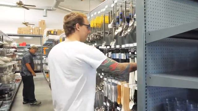 A Sneak Peek into Chefs' Toys San Marcos Grand Opening смотреть онлайн