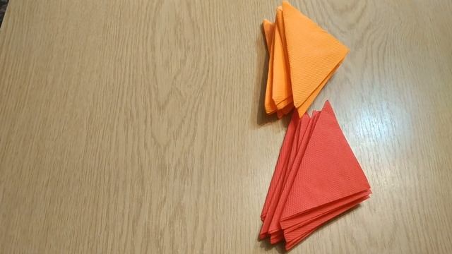 Как красиво сложить бумажные салфетки в салфеточницу, складываем БЫСТРО и КРАСИВО