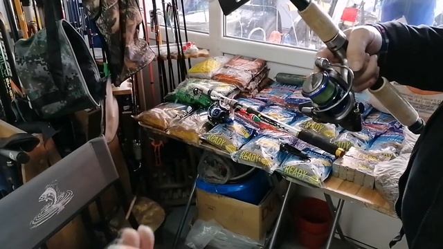 Зашел в магазин за удочкой, а купил спиннинг смотреть онлайн