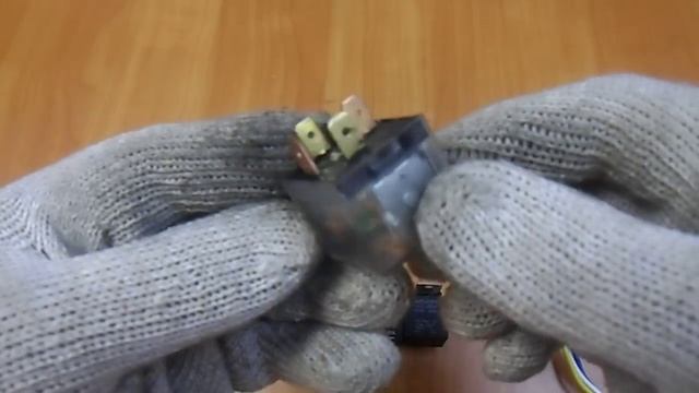 Реле 4 -х контактное 12 v с индикатором включения смотреть онлайн