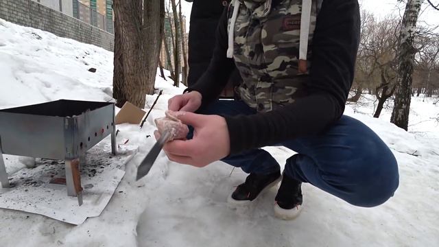 ЖАРИМ ШАШЛЫКИ / МОСКВА / ВЛОГ смотреть онлайн